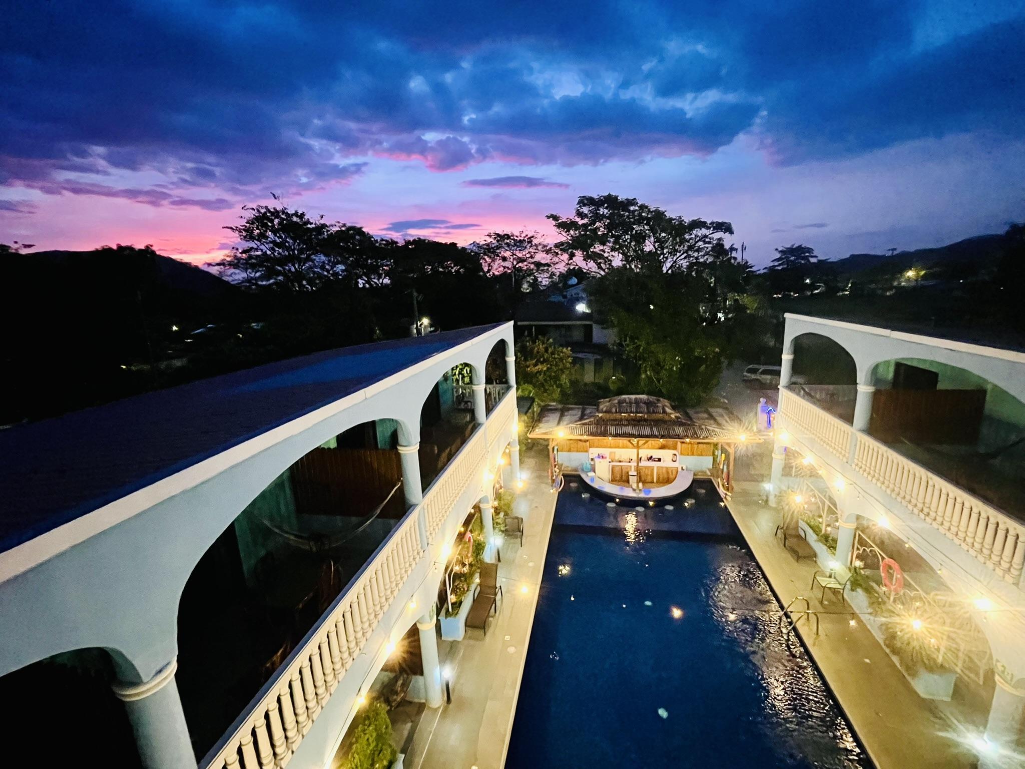 Toro Blanco Hotel 13