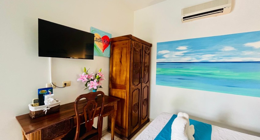 #06 -  Poolside Matrimonial Room