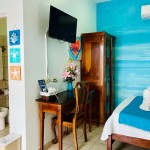 #02 - Poolside Family Room