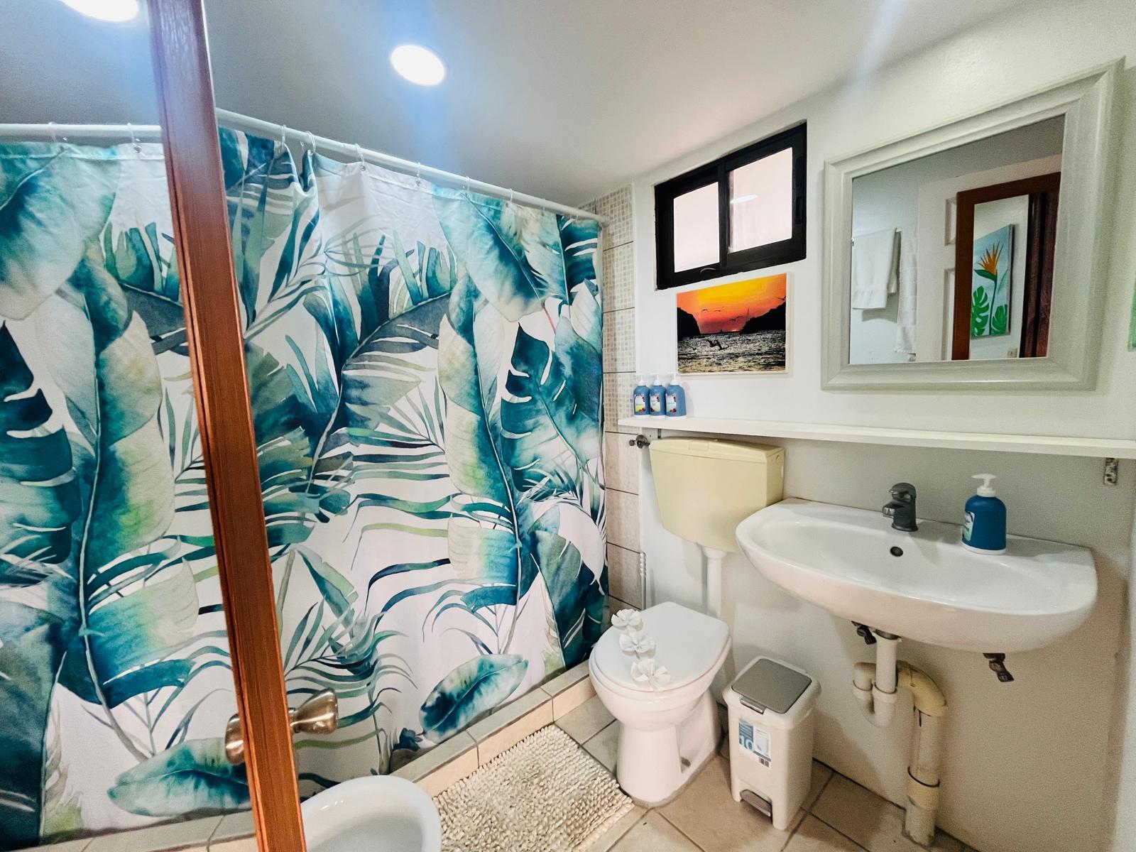 Rooms & Suites 7