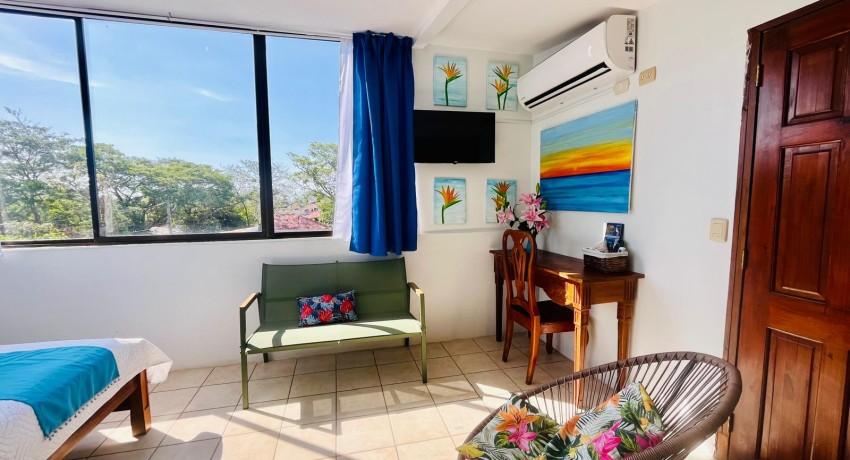 Rooms & Suites 6