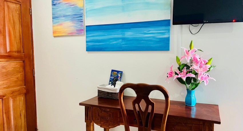 #16 - MATRIMONIAL Upstairs Room